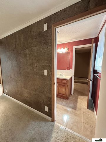 8218 Stockwell Street, Lincoln, NE 68506