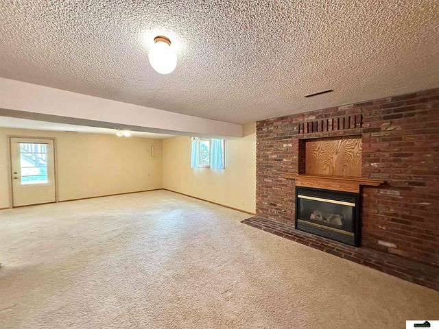 8218 Stockwell Street, Lincoln, NE 68506