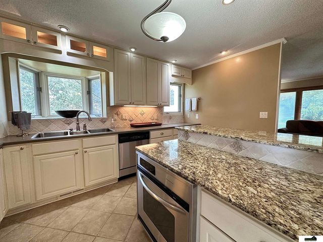 8218 Stockwell Street, Lincoln, NE 68506