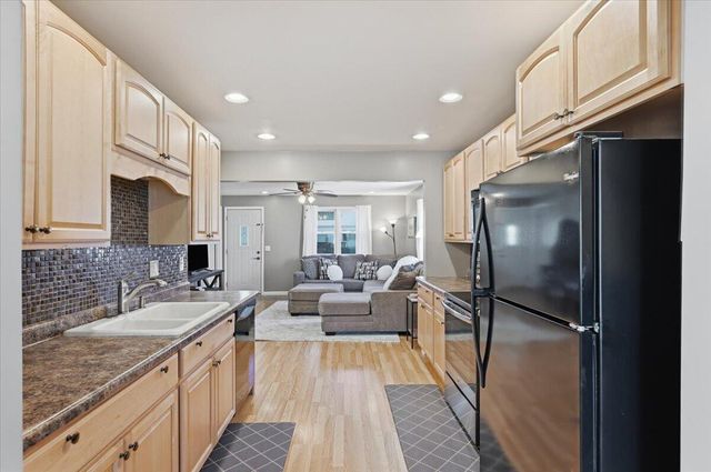 1016 PINE Street, Council Bluffs, IA 51501