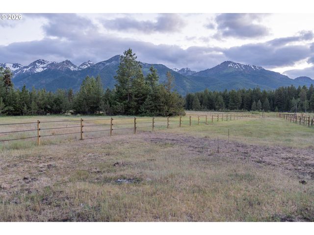 83440 RUSSELL Ln, Joseph, OR 97846