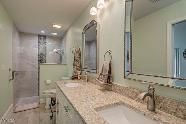 204 McGregor Park CIR, Fort Myers, FL 33908