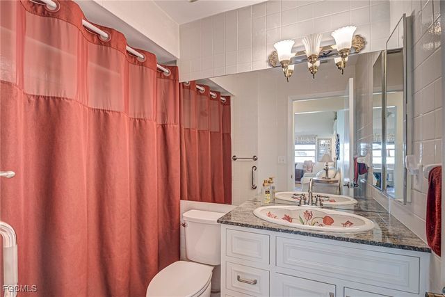 204 McGregor Park CIR, Fort Myers, FL 33908