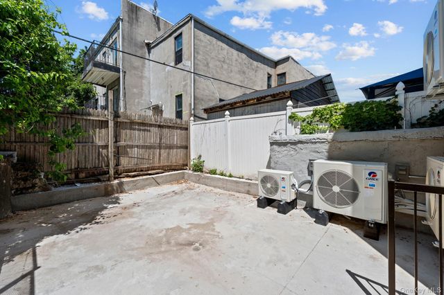 530 Linwood Street, Brooklyn, NY 11208