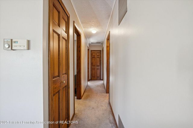 9520 Fenner Road, Perry, MI 48872