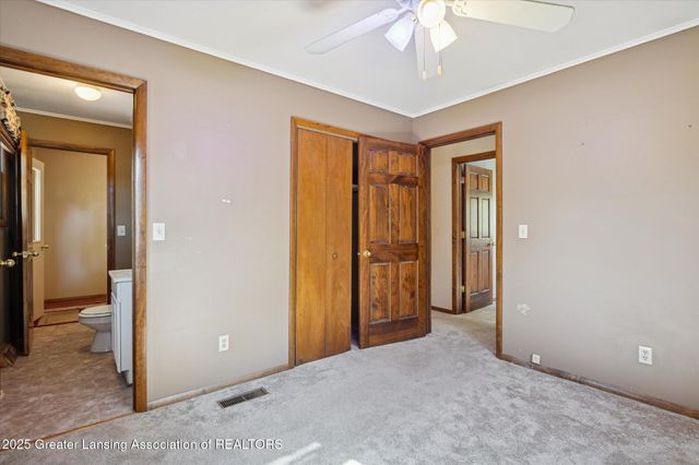 9520 Fenner Road, Perry, MI 48872