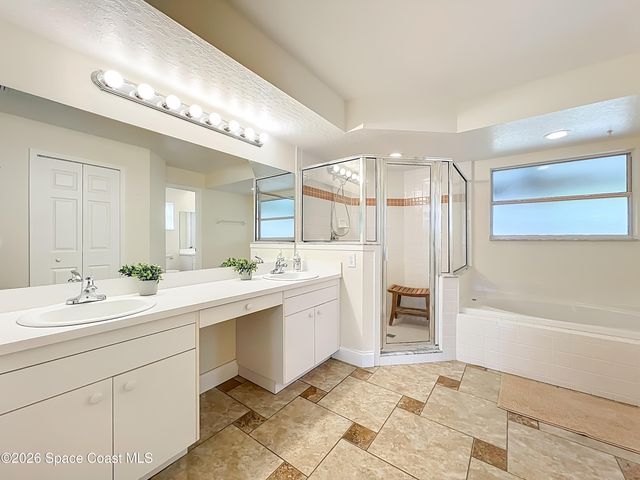 184 Cove Loop Drive, Merritt Island, FL 32953