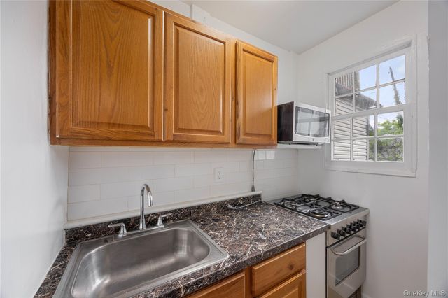 95 Buena Vista Avenue, Yonkers, NY 10701