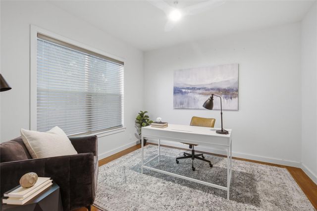 2007 E 2nd ST, Austin, TX 78702