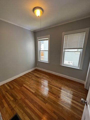 155 Essex 2, Malden, MA 02148