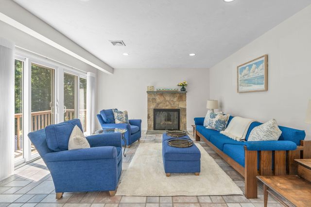 24 Bluff Avenue, Mashpee, MA 02649