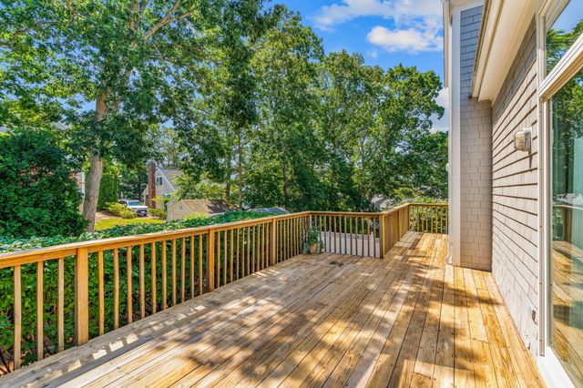 24 Bluff Avenue, Mashpee, MA 02649