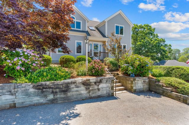 24 Bluff Avenue, Mashpee, MA 02649