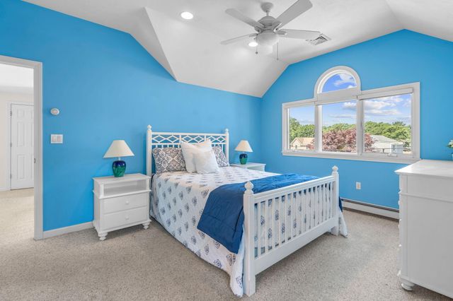 24 Bluff Avenue, Mashpee, MA 02649