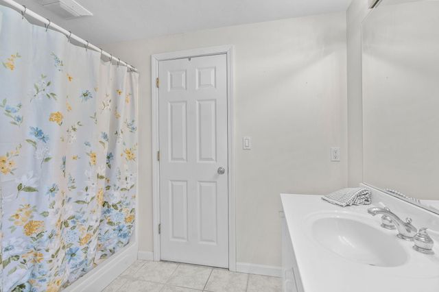 24 Bluff Avenue, Mashpee, MA 02649