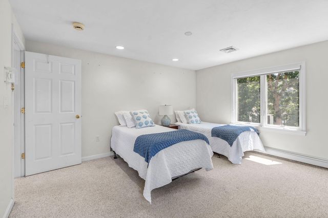 24 Bluff Avenue, Mashpee, MA 02649