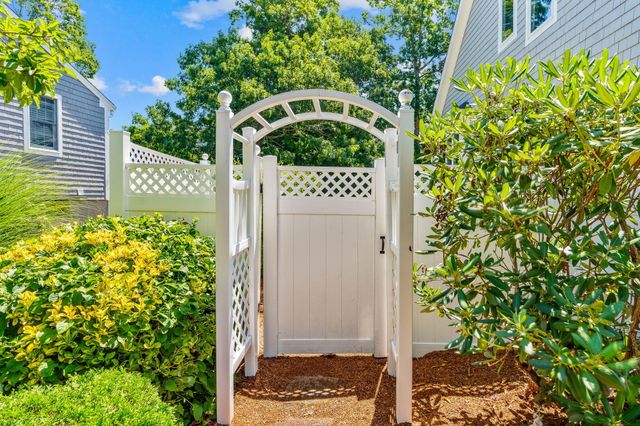 24 Bluff Avenue, Mashpee, MA 02649