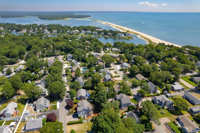 24 Bluff Avenue, Mashpee, MA 02649