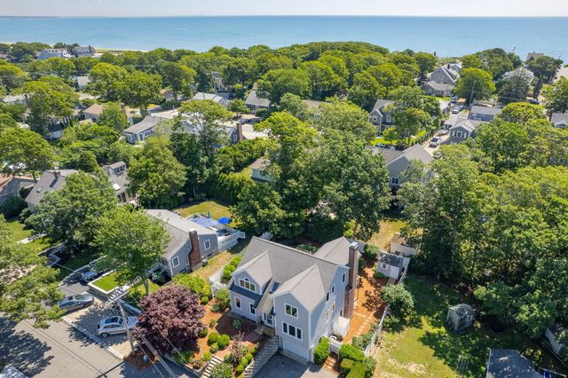 24 Bluff Avenue, Mashpee, MA 02649