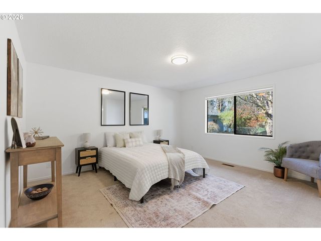 2664 SYKES Rd, St Helens, OR 97051