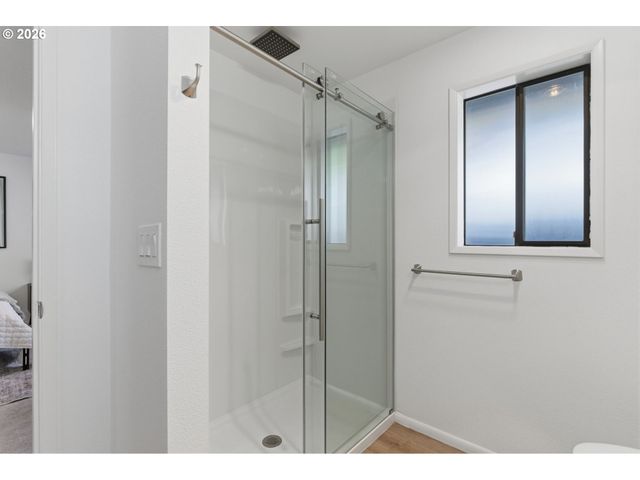 2664 SYKES Rd, St Helens, OR 97051