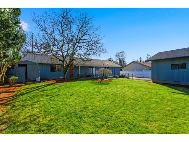 2664 SYKES Rd, St Helens, OR 97051