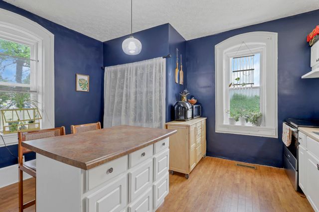 1904 Cedar Hill Road, Lancaster, OH 43130