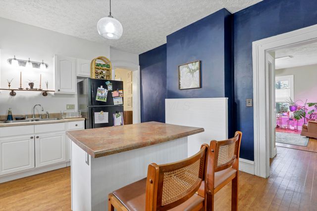 1904 Cedar Hill Road, Lancaster, OH 43130