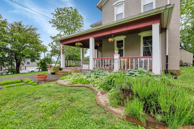 1904 Cedar Hill Road, Lancaster, OH 43130