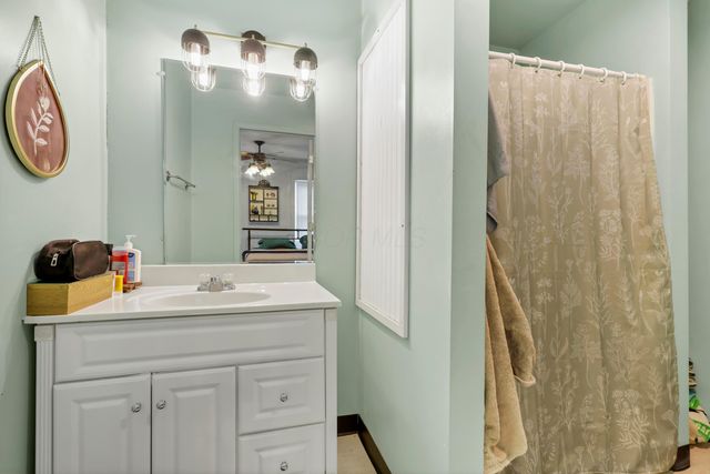 1904 Cedar Hill Road, Lancaster, OH 43130