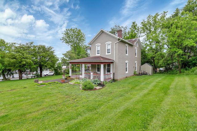 1904 Cedar Hill Road, Lancaster, OH 43130
