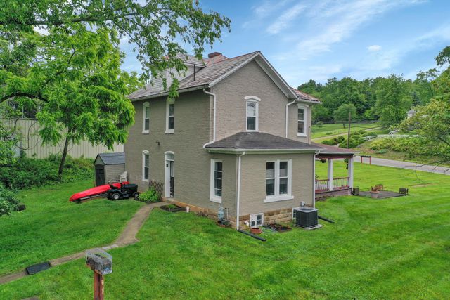 1904 Cedar Hill Road, Lancaster, OH 43130