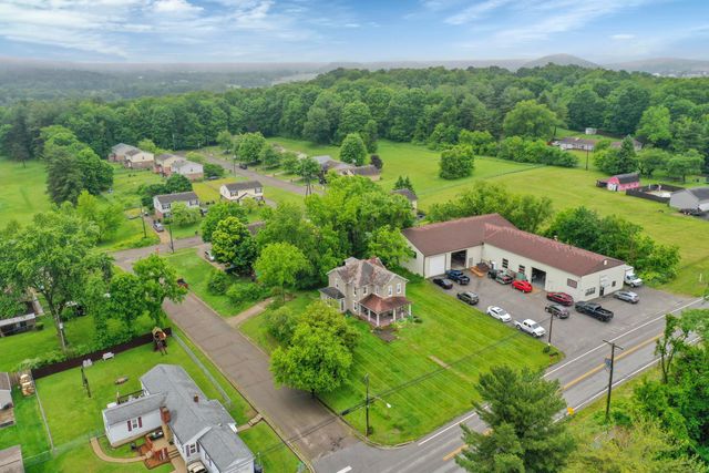 1904 Cedar Hill Road, Lancaster, OH 43130