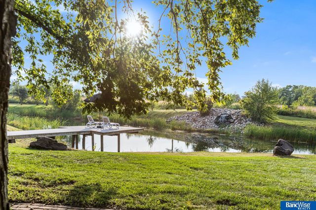 10000 Wagon Train Road, Hickman, NE 68372