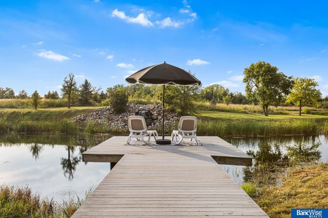 10000 Wagon Train Road, Hickman, NE 68372