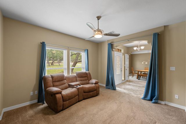 101 Pioneer TRL, Dripping Springs, TX 78620