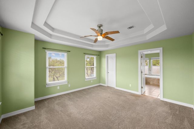 101 Pioneer TRL, Dripping Springs, TX 78620