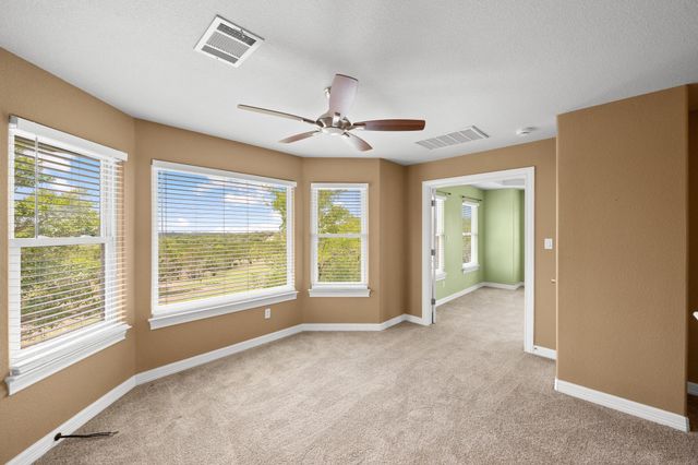 101 Pioneer TRL, Dripping Springs, TX 78620