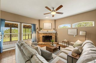 101 Pioneer TRL, Dripping Springs, TX 78620