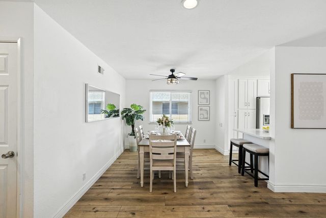 2102 2102 Galveston Ave B, San Jose, CA 95122