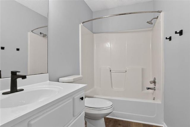 2008 E 59th Terrace, Kansas City, MO 64130