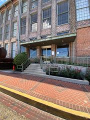 920 Poeyfarre St #322, New Orleans, LA 70130