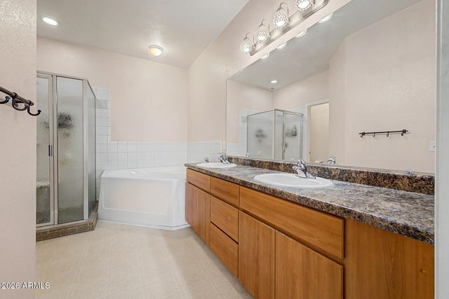 14250 W WIGWAM Boulevard 2823, Litchfield Park, AZ 85340