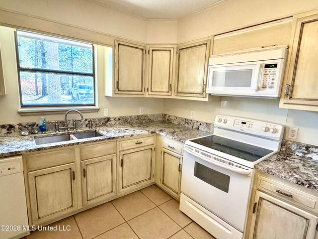 2200 Summerlin Bayou Road, Vancleave, MS 39565