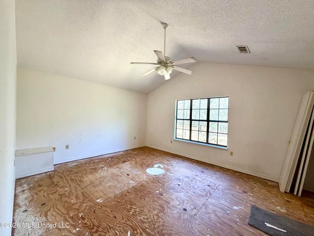 2200 Summerlin Bayou Road, Vancleave, MS 39565