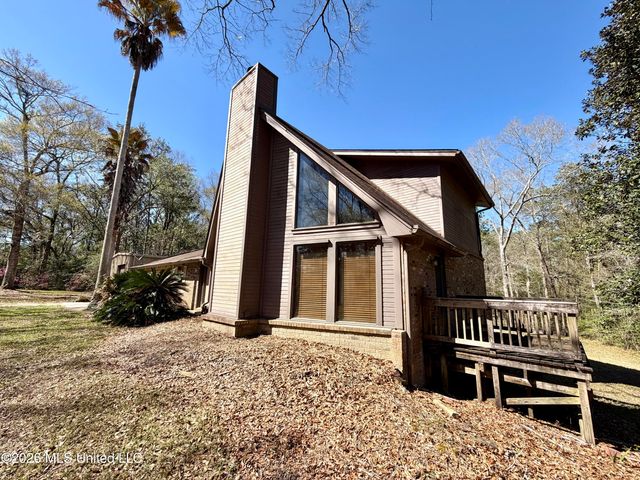 2200 Summerlin Bayou Road, Vancleave, MS 39565