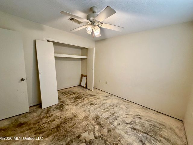 2200 Summerlin Bayou Road, Vancleave, MS 39565