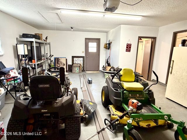 2200 Summerlin Bayou Road, Vancleave, MS 39565