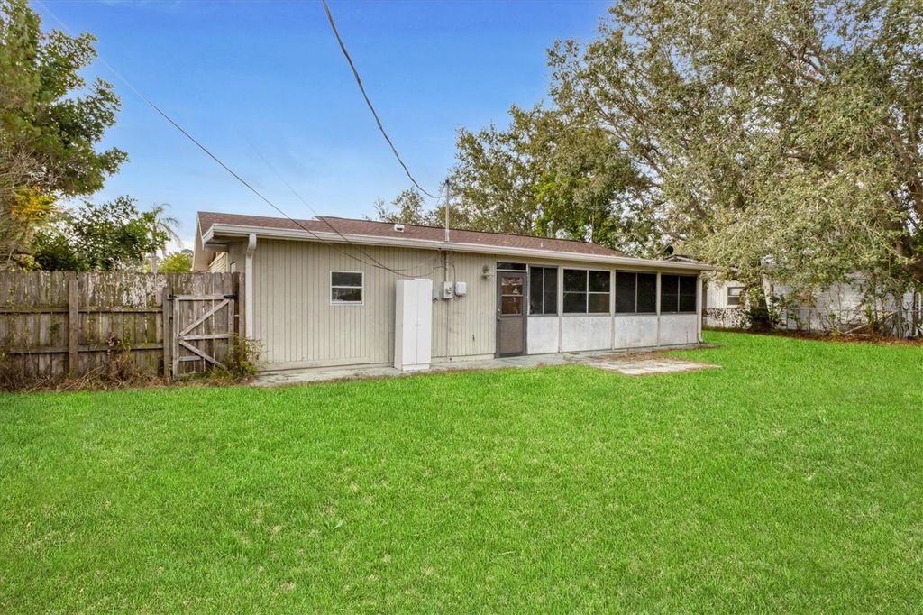 Image 30 of property listing at 8158 BOCA GRANDE AVENUE, North Port, FL 34287