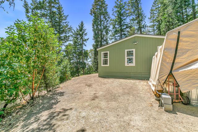 235 Citadel Road, Trail, OR 97541